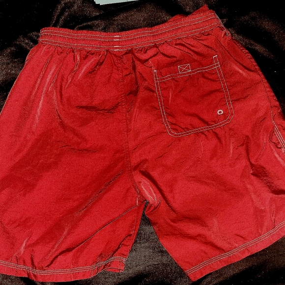 Hugo boss swim trunks - Picture 2 of 3